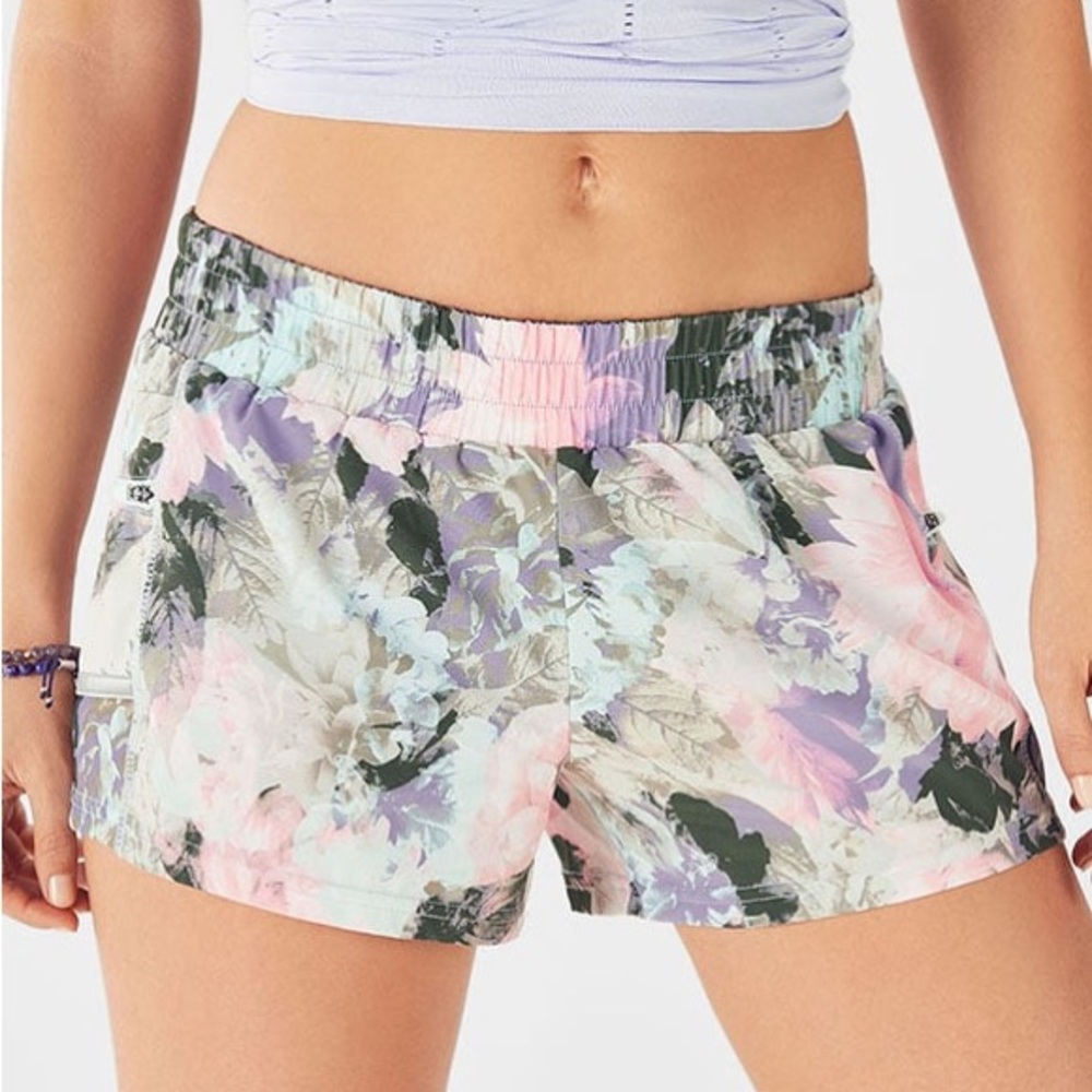 Fabletics Maggie athletic running shorts